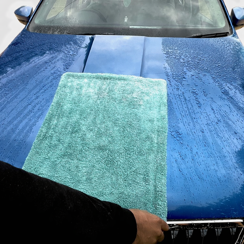 Premium Microfiber Car Cleaning Cloth | Scratch-Free & Ultra-Absorbent { Pack of 4 } (TR-97)